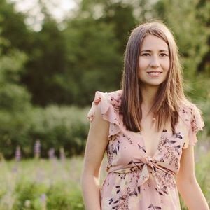 Meet your Posher, Hollie